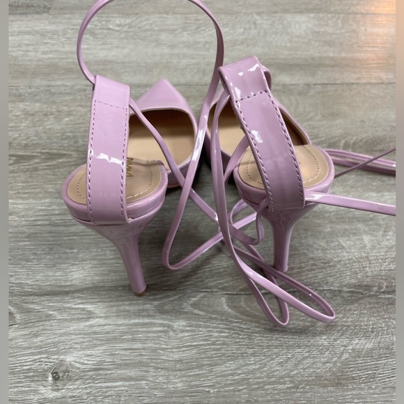 Lulus - Picture 4 of 7